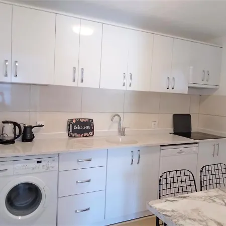 Διαμέρισμα Dolphin Residences - Lilyum 3