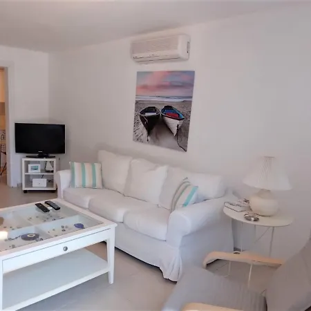 Dolphin Residences - Lilyum 3 Apartment