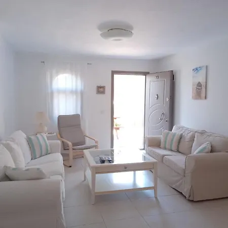 Apartment Dolphin Residences - Lilyum 3
